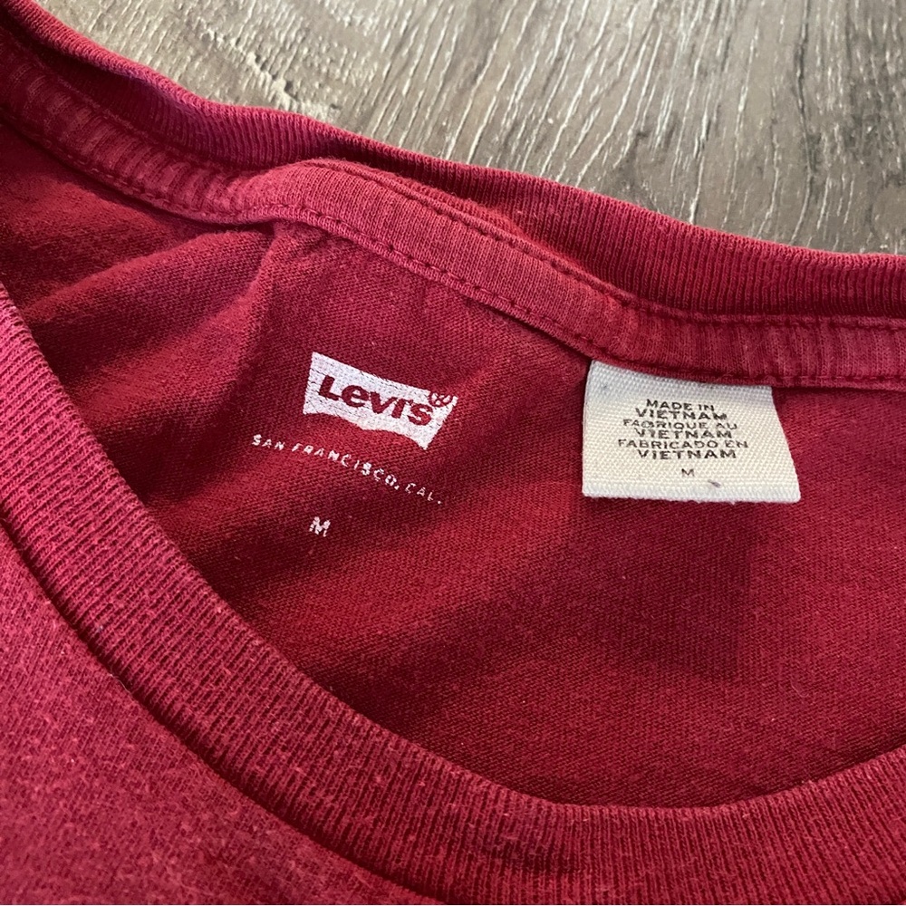 Levi Strauss Red Bear Cali Tee - Picture 5 of 11